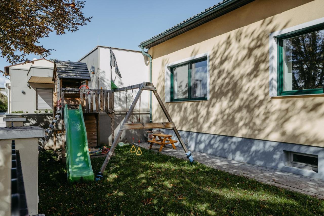 Mareli Neusiedler Stadthaus Neusiedl am See Exterior foto